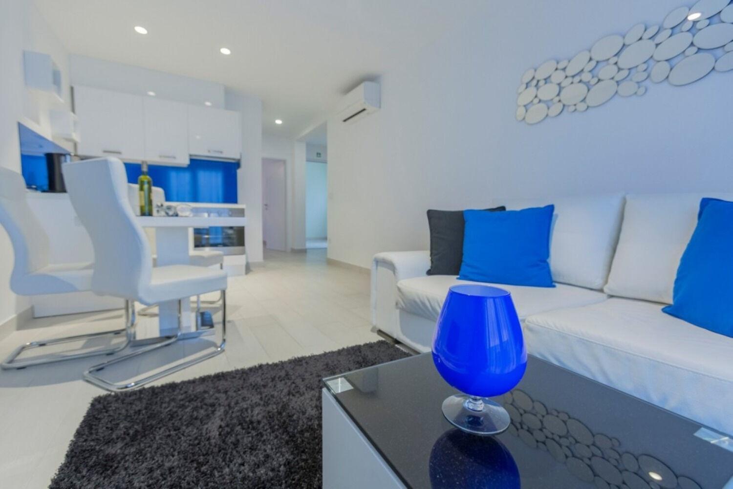 Luxury - Heated Pool, Sauna And Gym