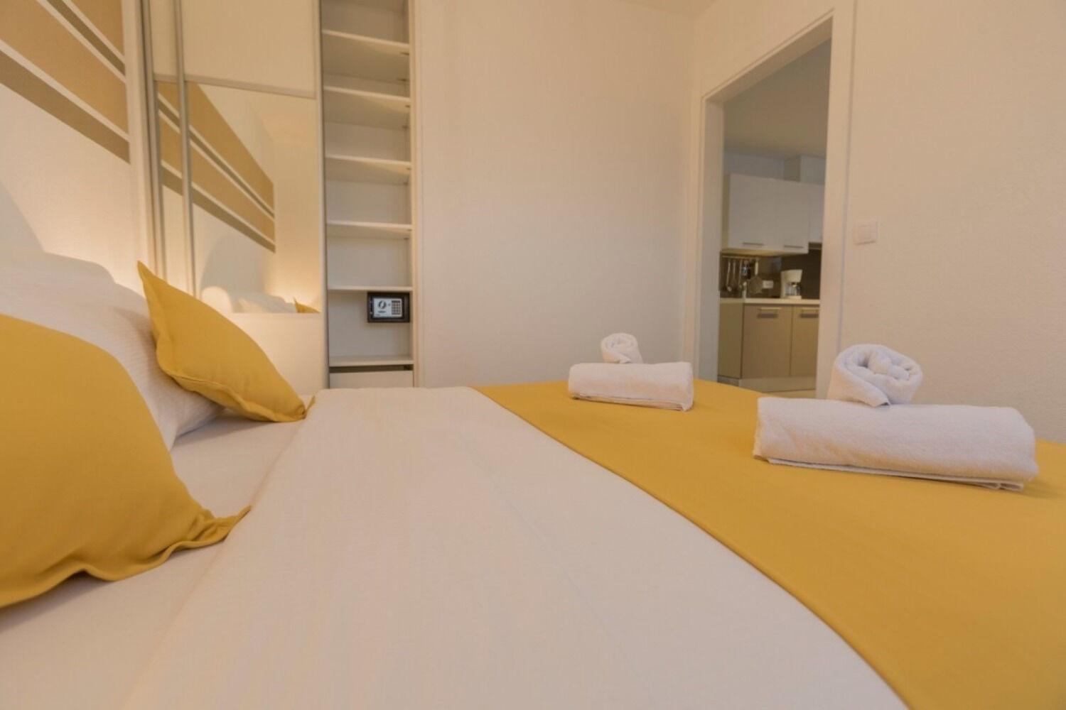 Luxury - Heated Pool, Sauna And Gym Apartament Makarska