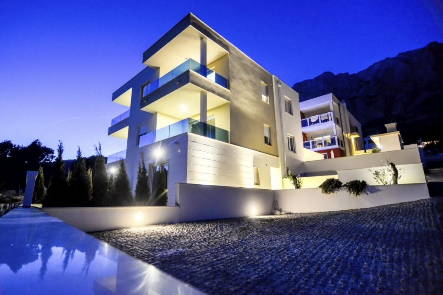 Luxury - Heated Pool, Sauna And Gym Apartament *